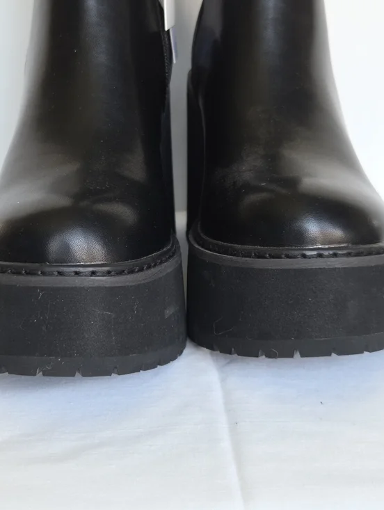 NWT Cider Classic Healed Ankle Boot Size-38 (US8) - Picture 6 of 14